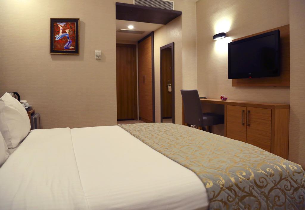 Imperial Park Hotel Izmit Room photo